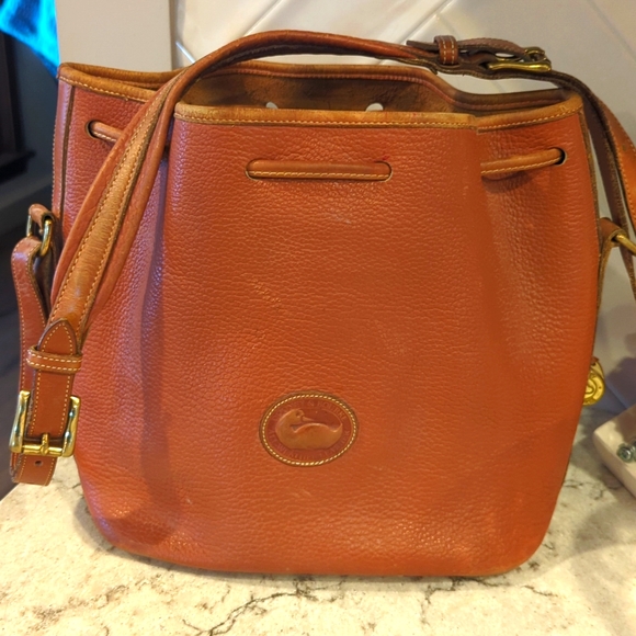Dooney & Bourke Bags Vintage Dooney And Bourke Bucket Purse Poshmark